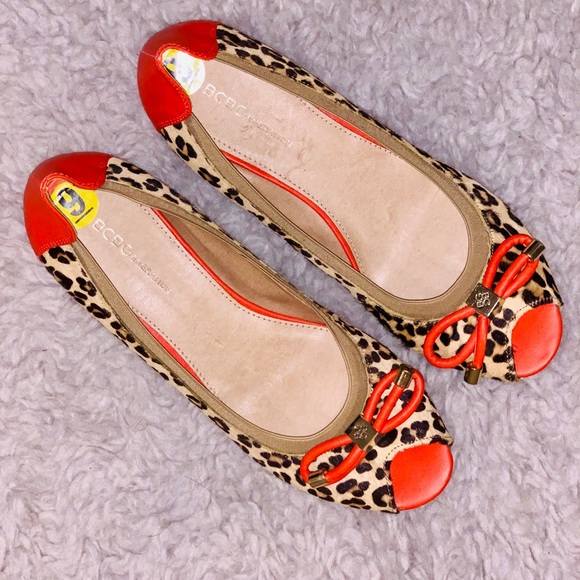 BCBG Peep Toe Flats - Picture 5 of 5